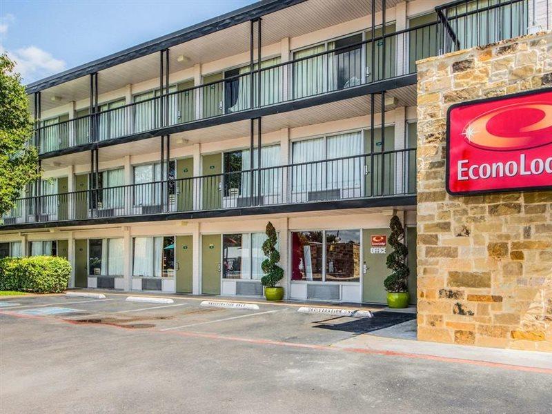 Econo Lodge Airport I-35 North Farmers Branch Exteriér fotografie
