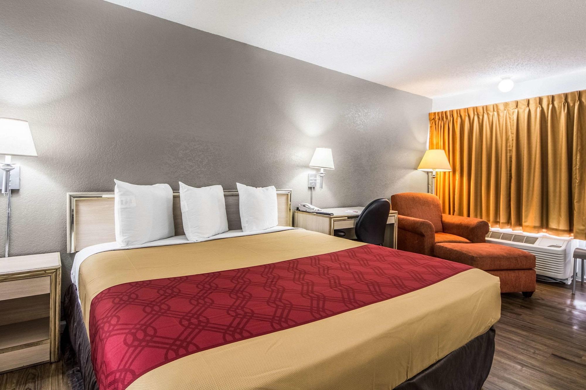 Econo Lodge Airport I-35 North Farmers Branch Exteriér fotografie
