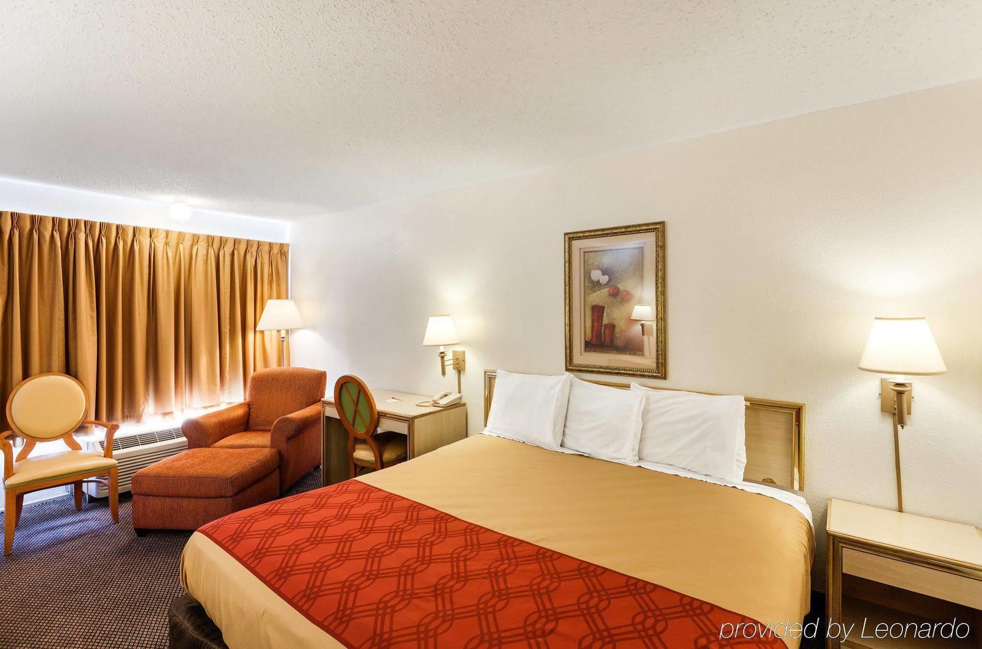 Econo Lodge Airport I-35 North Farmers Branch Exteriér fotografie