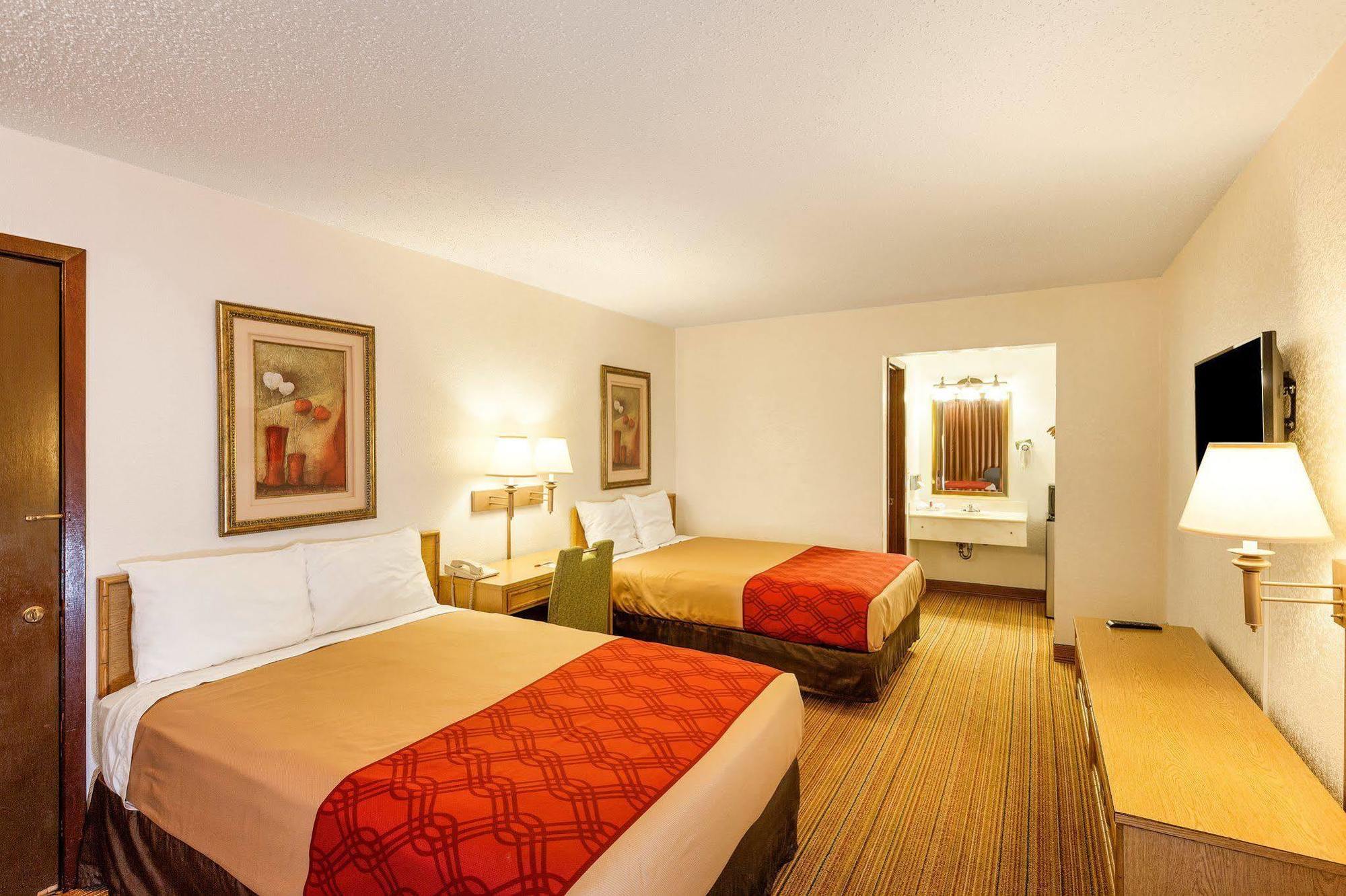 Econo Lodge Airport I-35 North Farmers Branch Exteriér fotografie